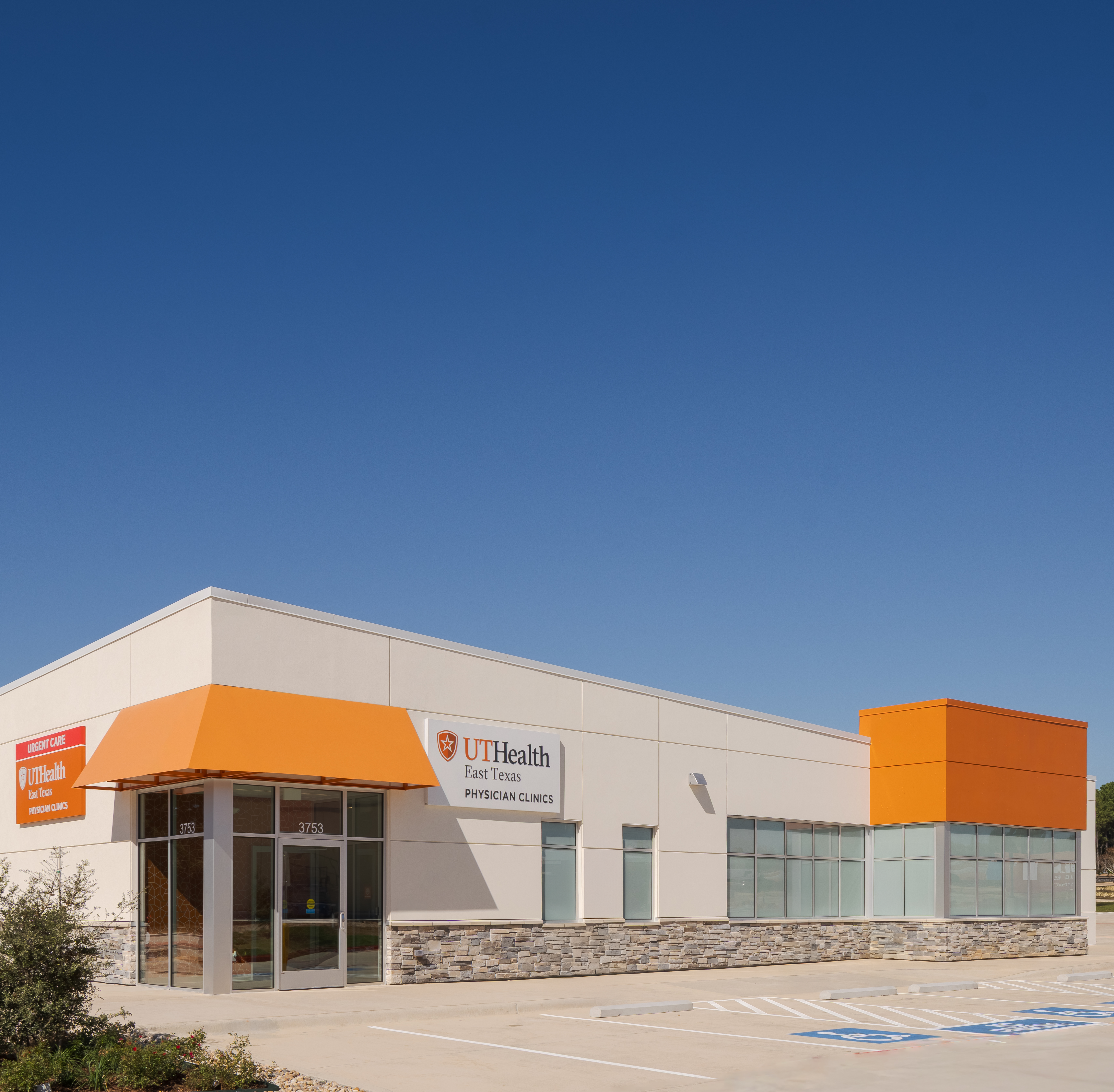 JTC EDIT_UT-TYLER-URGENTCARE-015